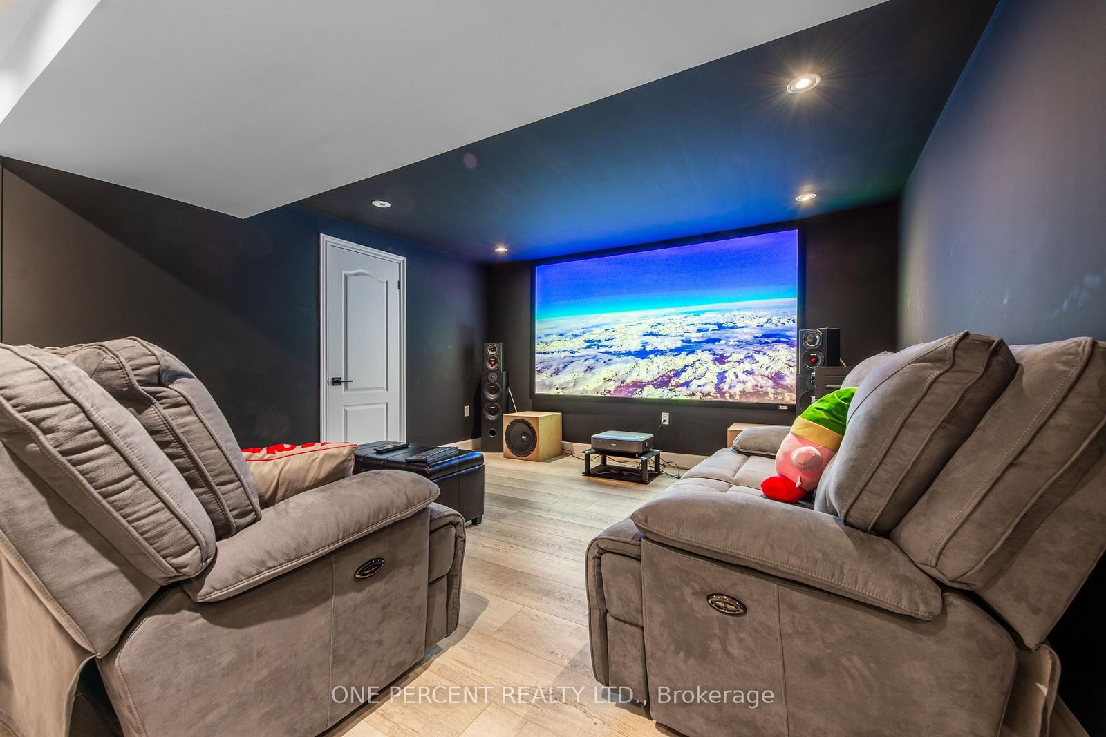 8 Cardwell Court • Adjala-Tosorontio, ON photo 25