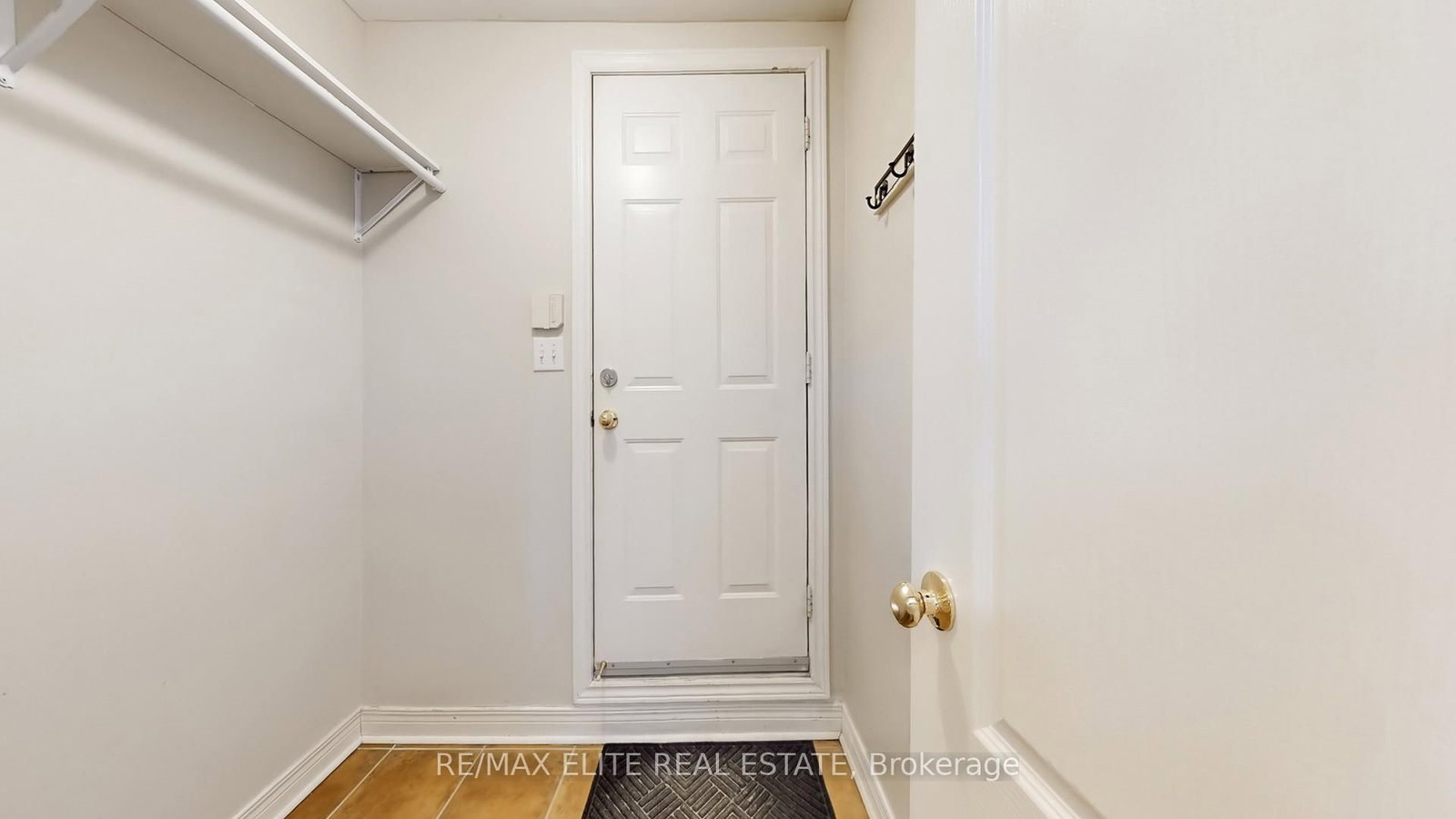 62 Macedonia Court • Newmarket, ON photo 14