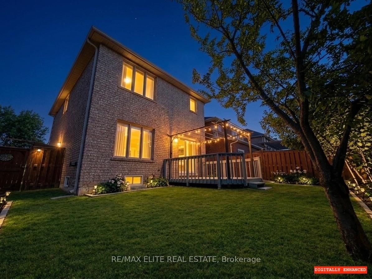 62 Macedonia Court • Newmarket, ON photo 37