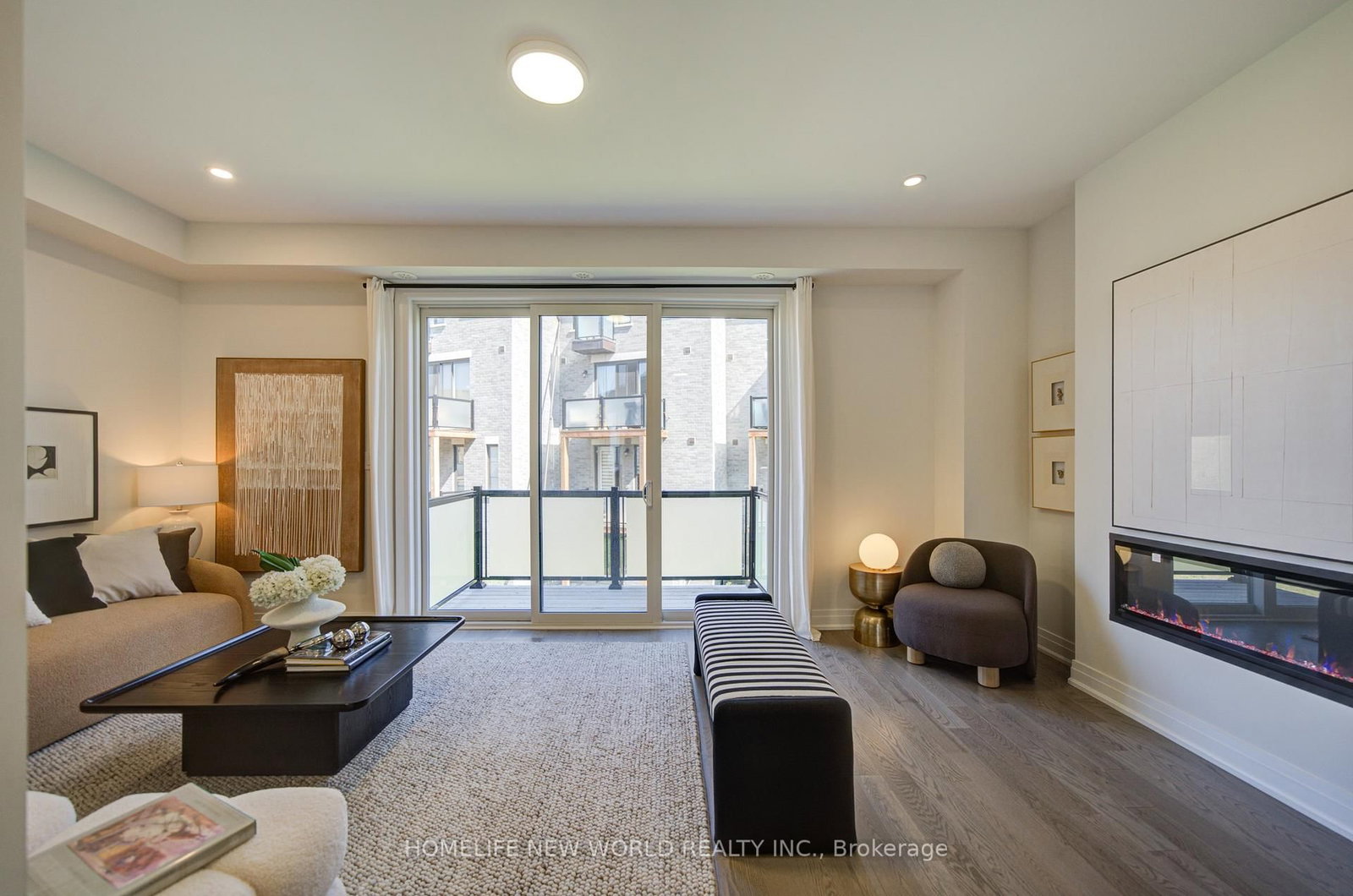 216 Vermont Avenue • Newmarket, ON photo 12