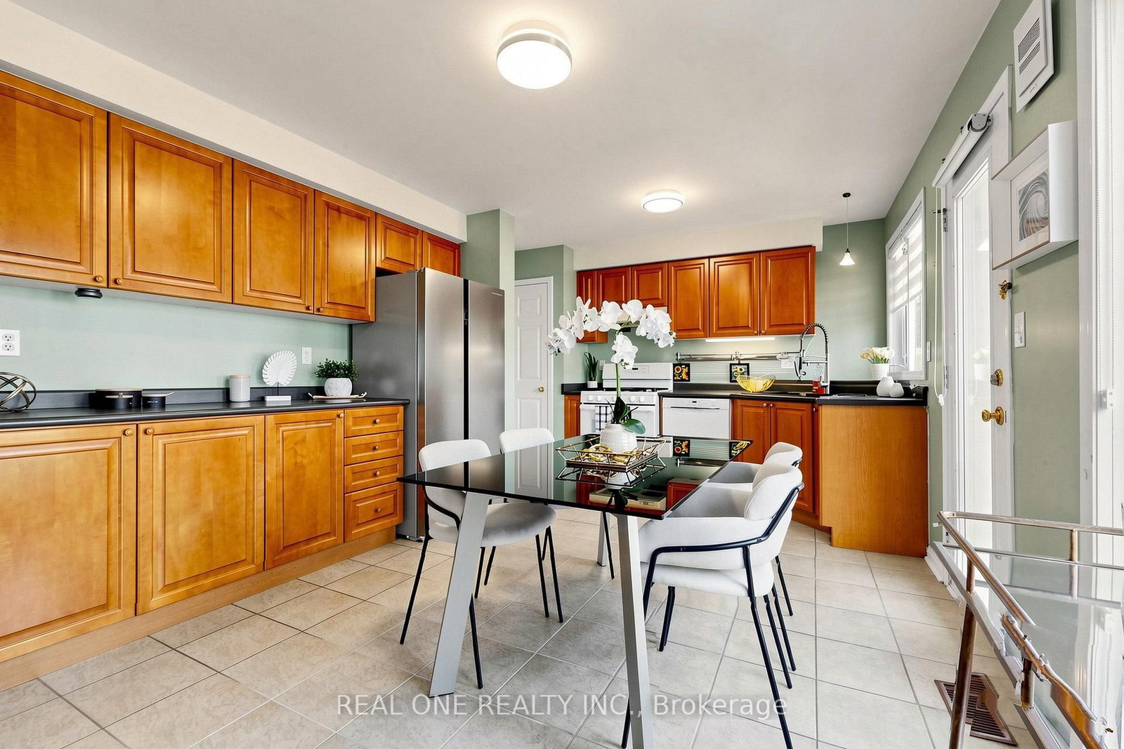 74 Trojan Crescent • Markham, ON photo 16