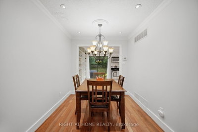 121 Bob O'link Avenue • Vaughan, ON photo 5
