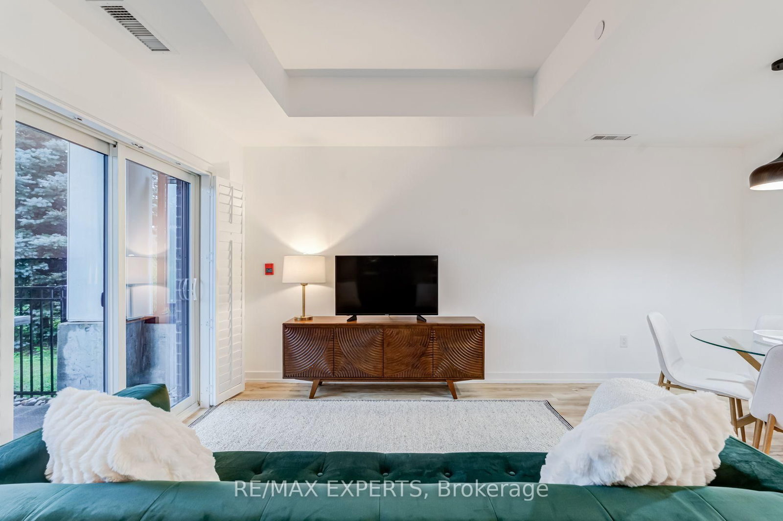 555 William Graham Drive • #121 • Aurora, ON photo 13