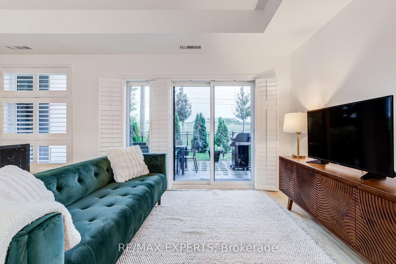 555 William Graham Drive • #121 • Aurora, ON photo 14