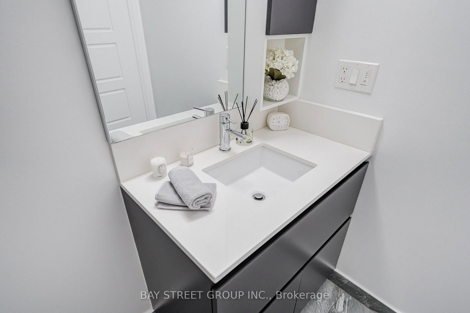 25 Water Walk Drive • #517 • Markham, ON photo 29