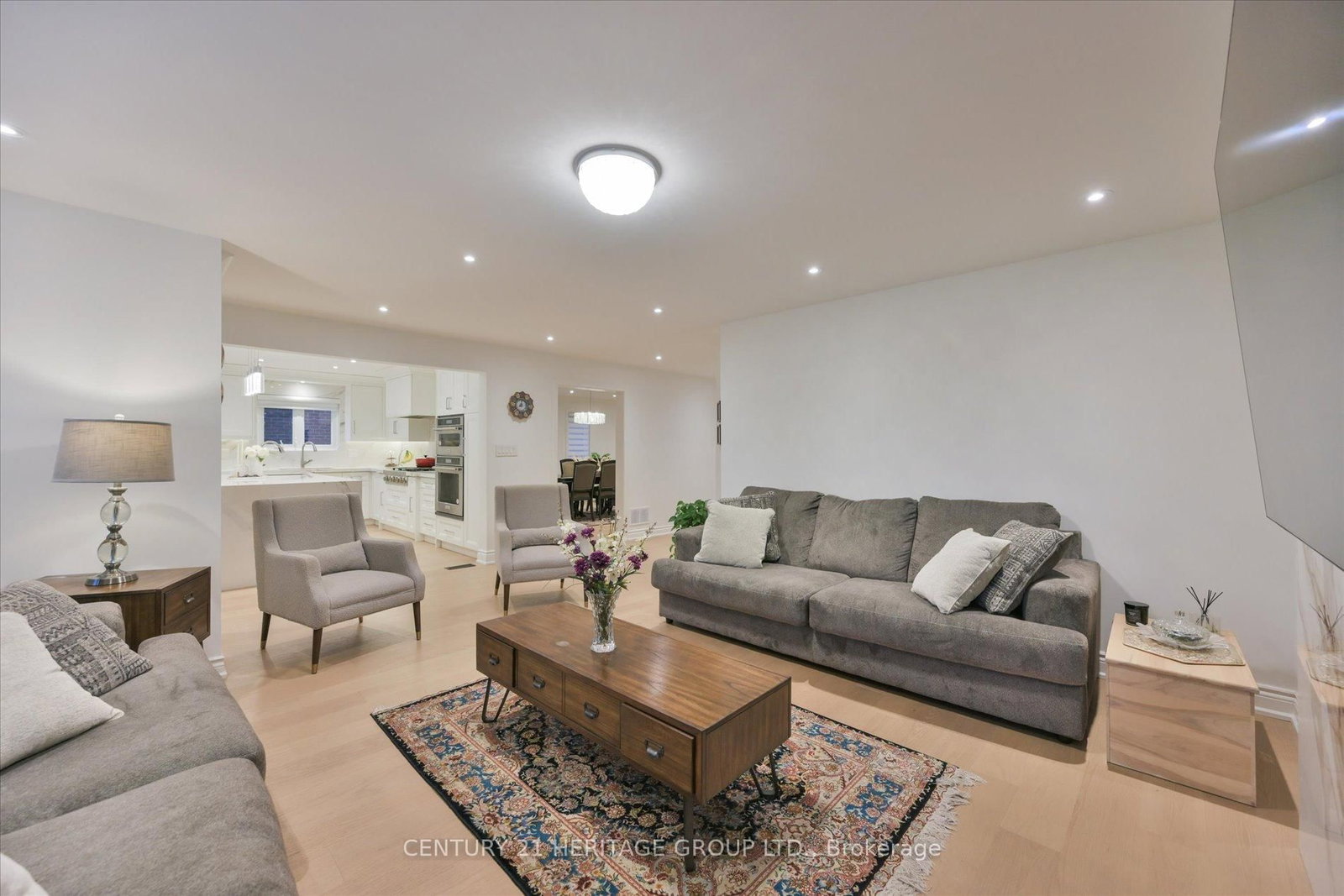 22 Tannery Court • Richmond Hill, ON photo 13