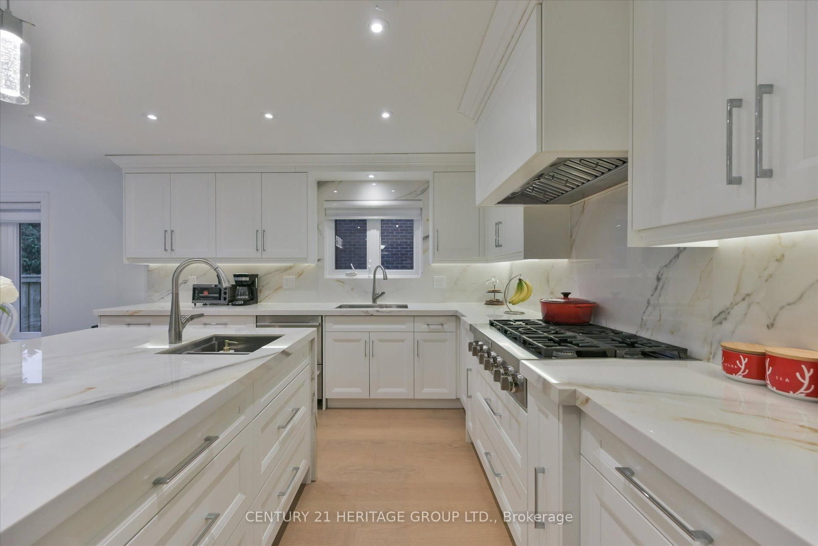 22 Tannery Court • Richmond Hill, ON photo 18
