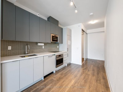 Unit 1505 — 2916 Highway 7 Road — more photos