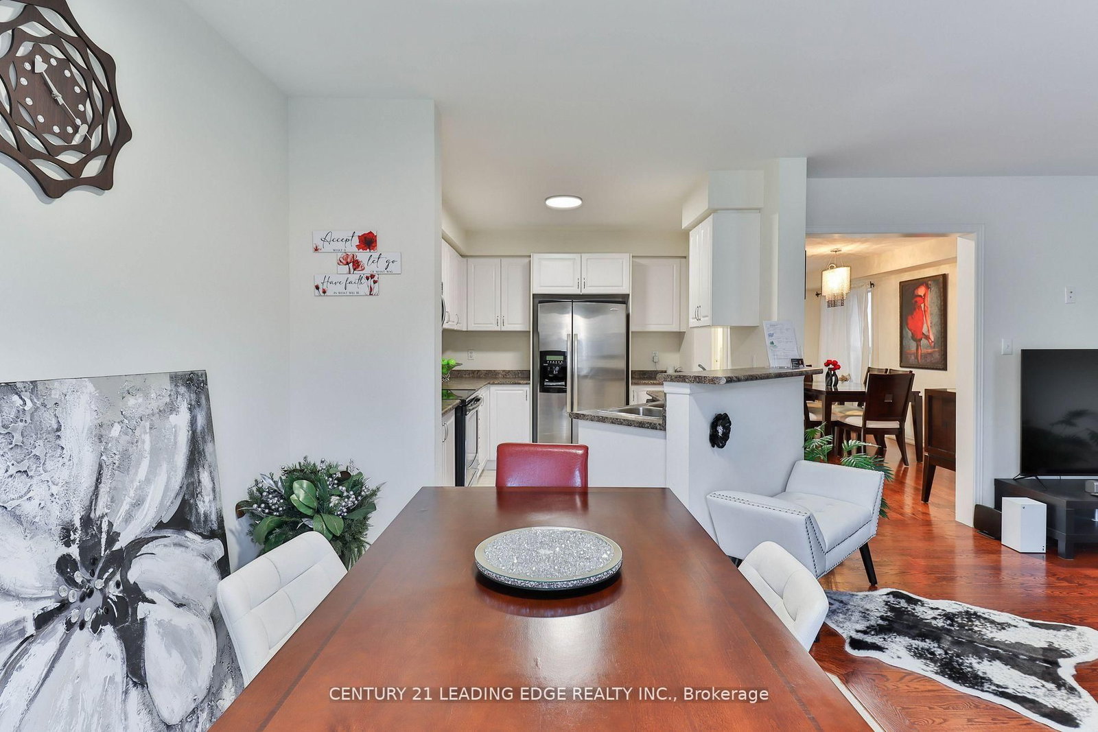 15 Robertdale Court • Whitchurch-Stouffville, ON photo 12