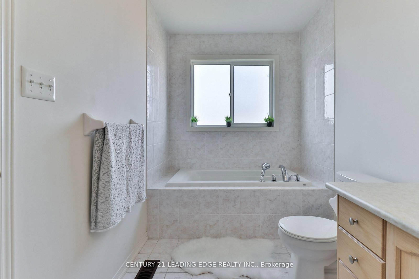 15 Robertdale Court • Whitchurch-Stouffville, ON photo 23