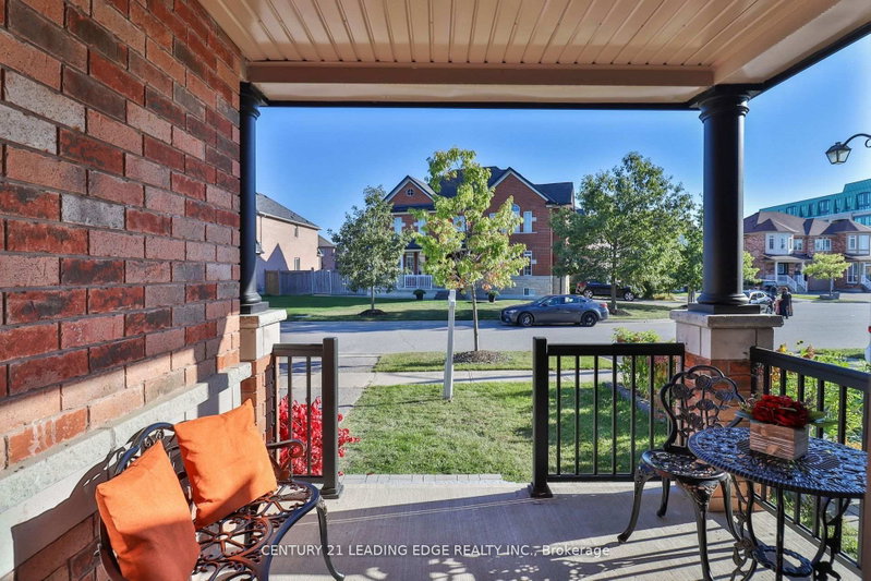 15 Robertdale Crt photo 3