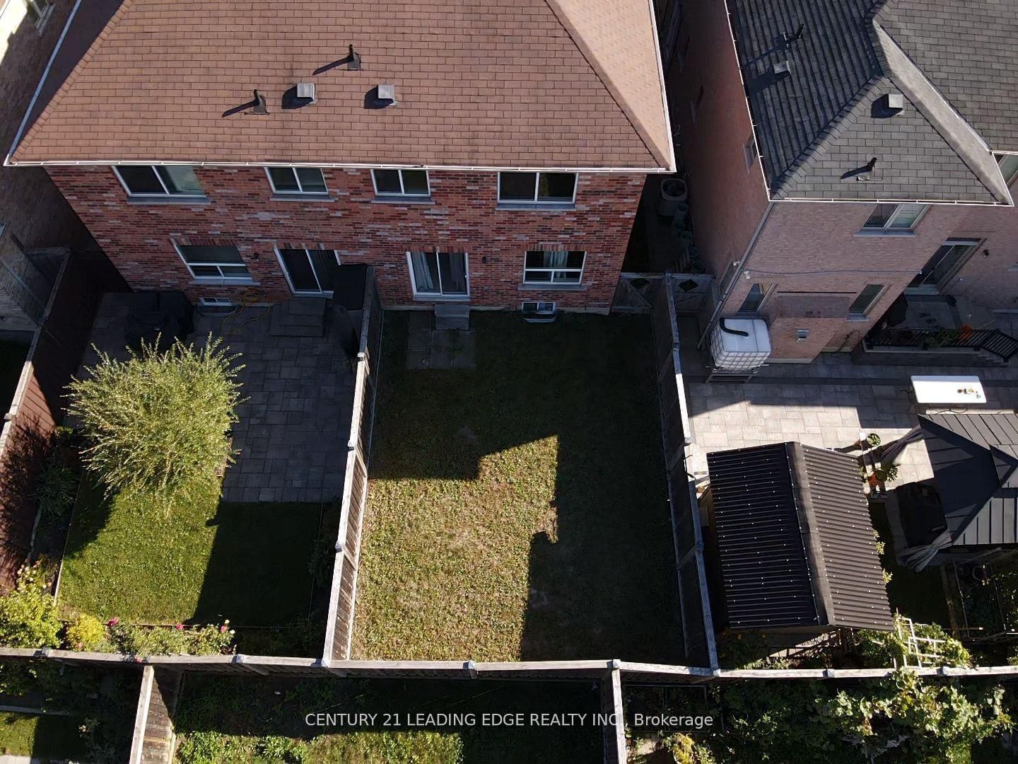15 Robertdale Court • Whitchurch-Stouffville, ON photo 33