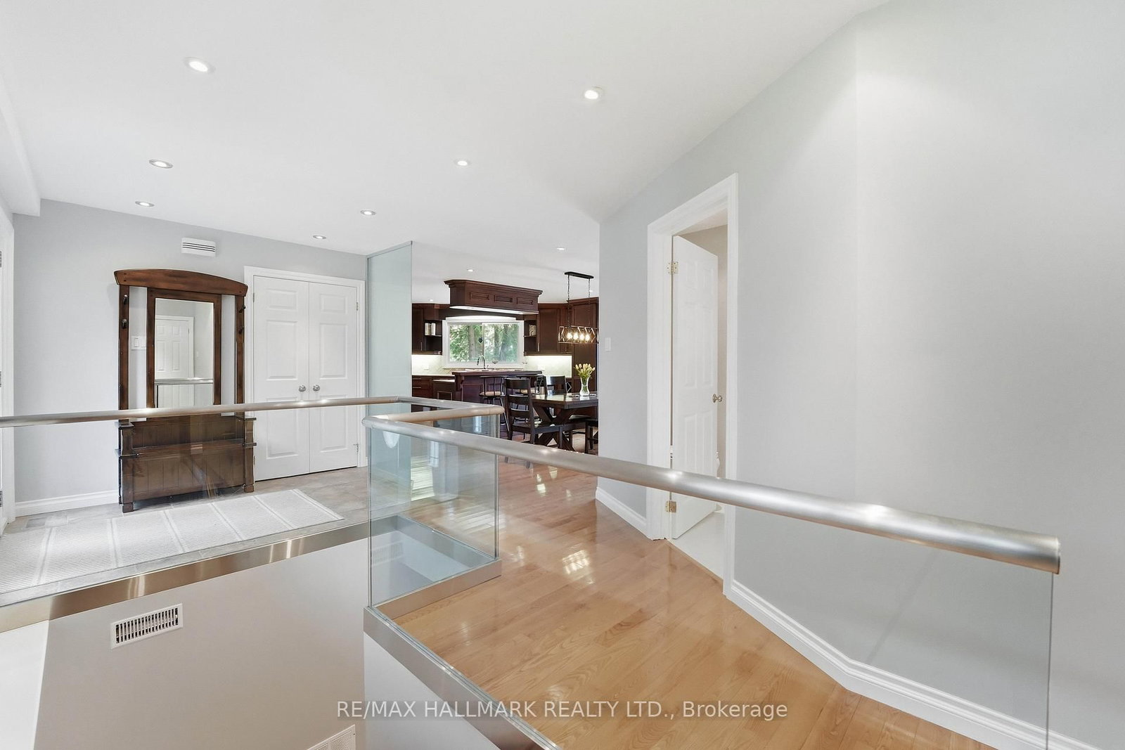 104 Riverbank Drive • Georgina, ON photo 11