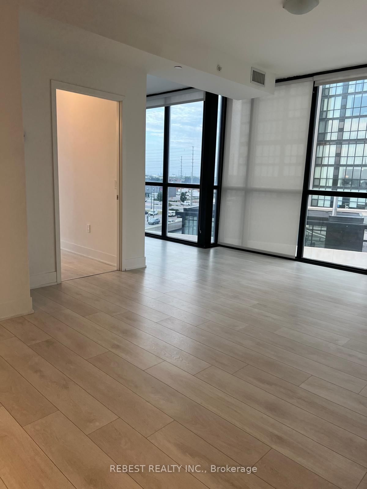 2908 Highway 7 Road • #402 • Vaughan, ON photo 6