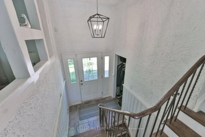 21 Jonathan Street • Uxbridge, ON photo 5
