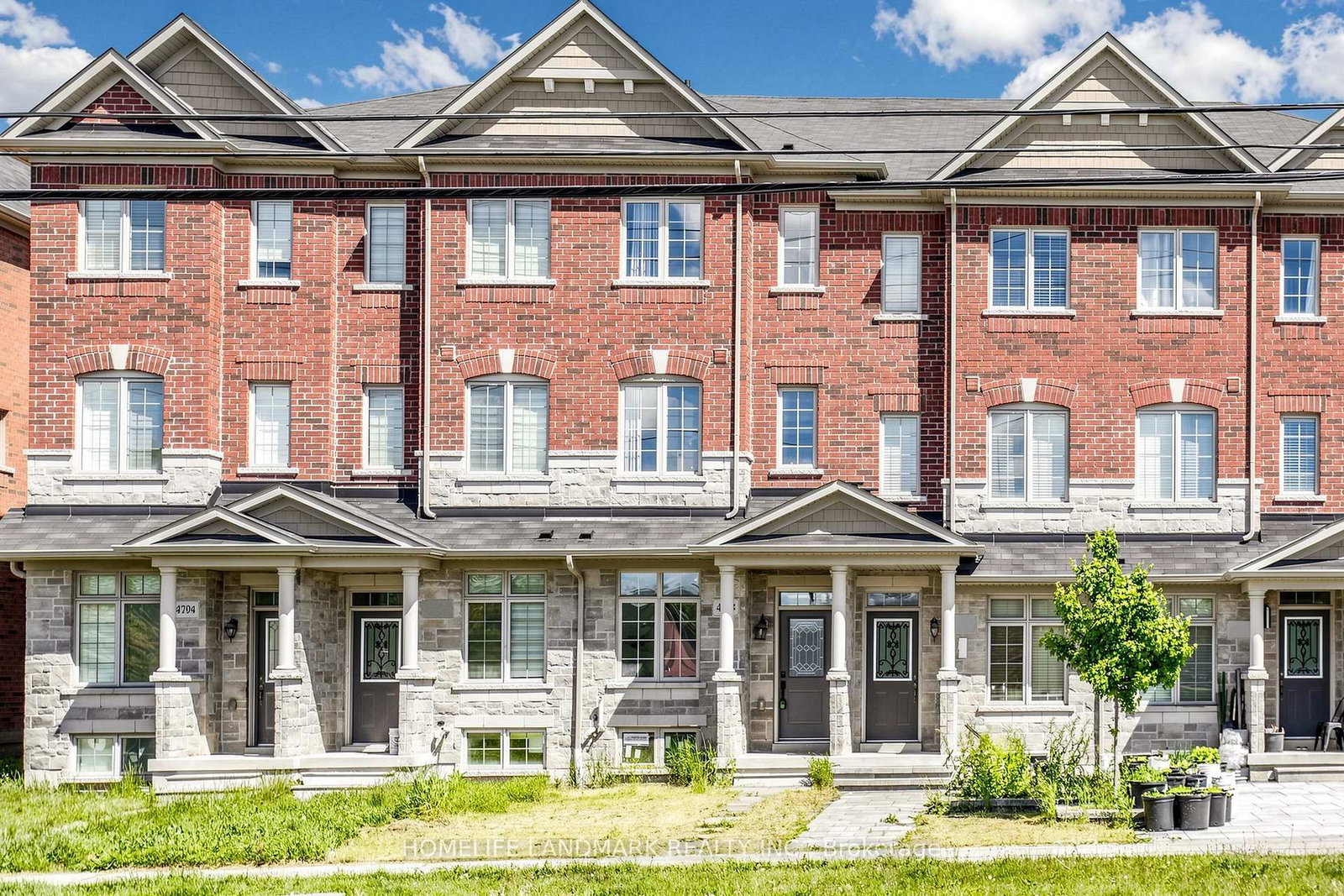 4798 16th Avenue • Markham, ON photo 1