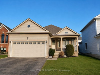 Detached House for lease at 5 Brecken Drive, Georgina, Ontario, L4P 4A3 - Keswick South - MLS: N13588466