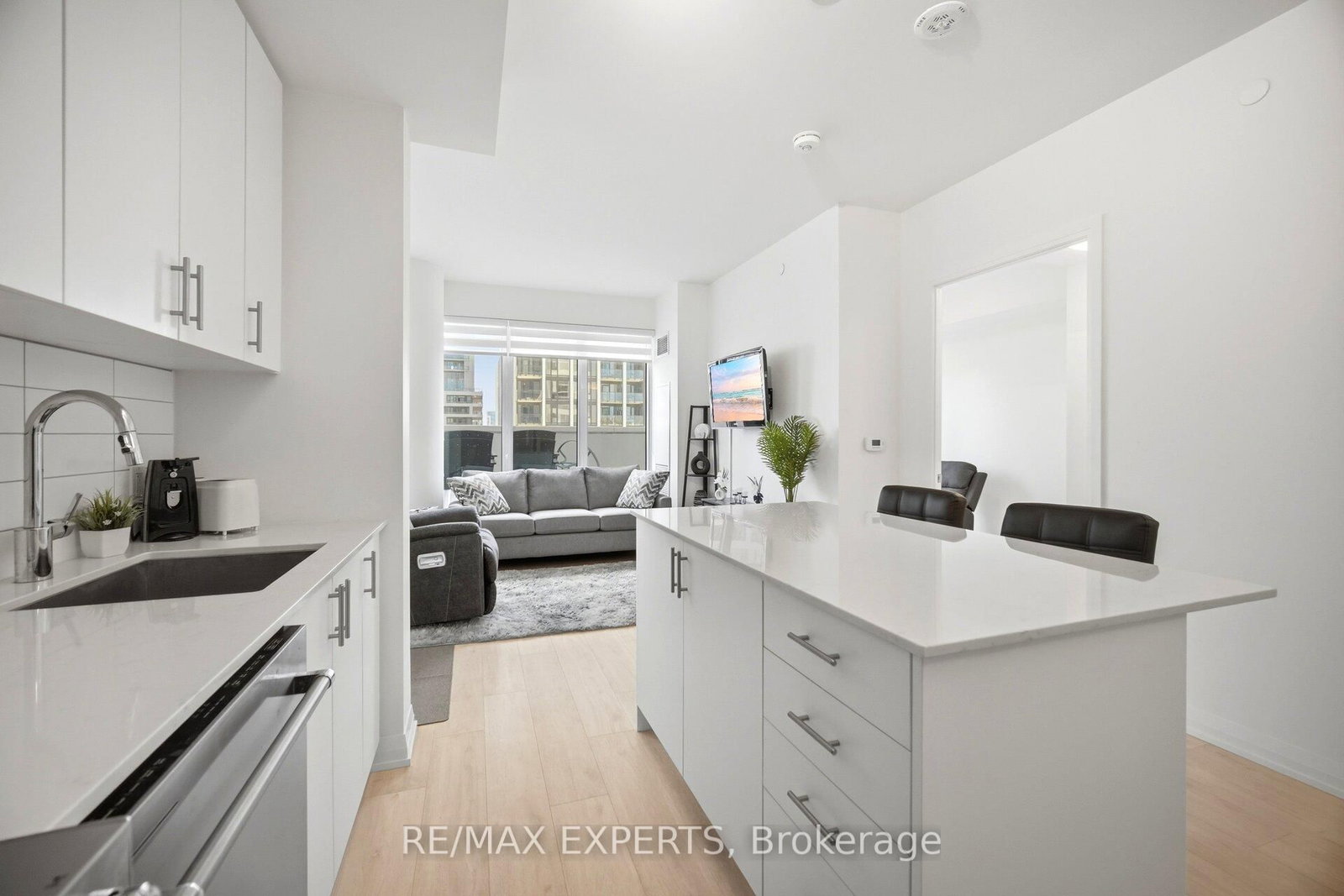 9000 Jane Street • #221 • Vaughan, ON photo 48