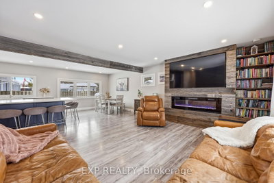 22 Cecil Street • Essa, ON photo 6