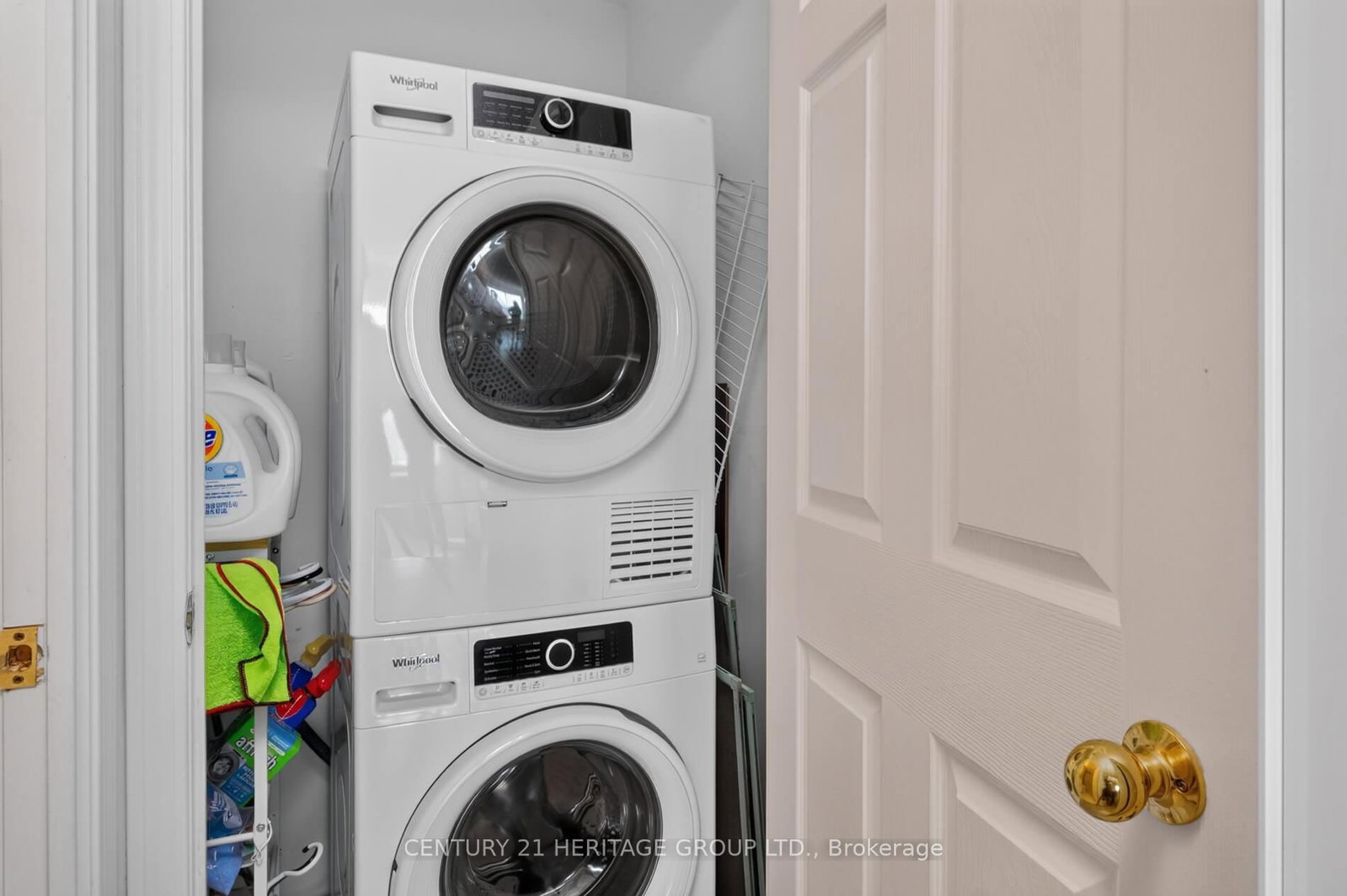 39 Oneida Crescent • #1017 • Richmond Hill, ON photo 11
