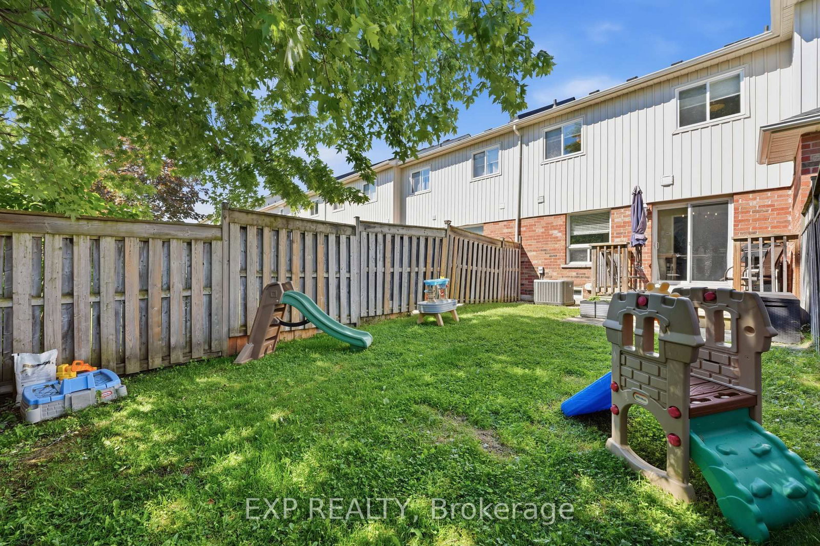 3 Battenberg Court • East Gwillimbury, ON photo 17