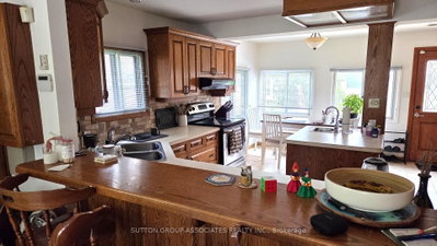 1099 Poplar Drive — more photos
