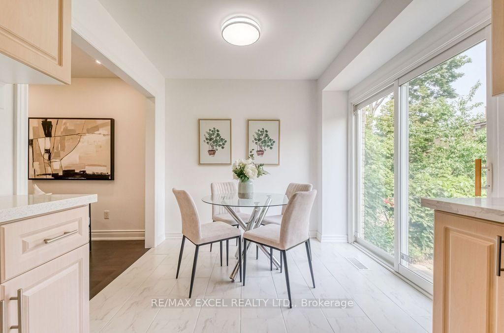 25 Barrington Crescent • Markham, ON photo 16