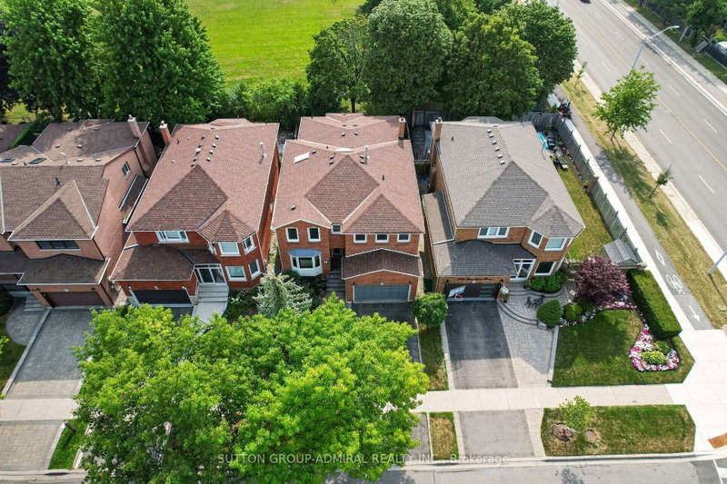 99 Dundurn Cres, Vaughan, Ontario