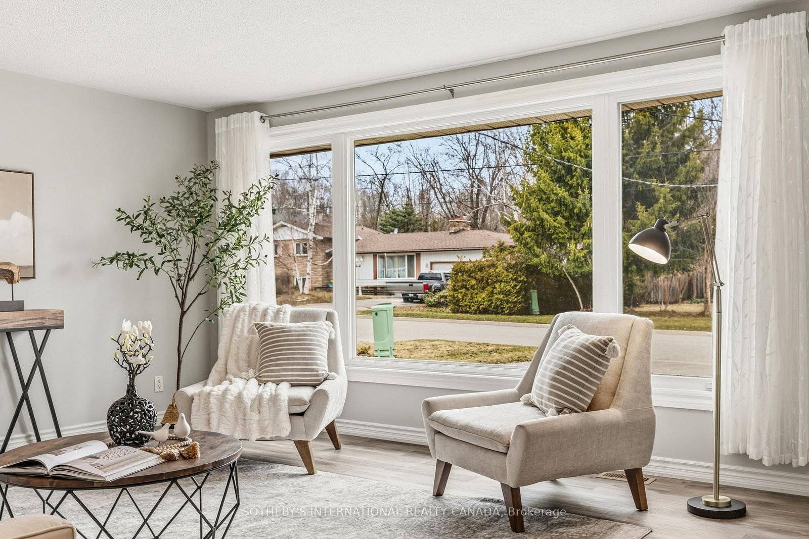 43 Northwood Road • Georgina, ON photo 5