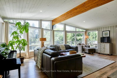 156 Acton Road — more photos