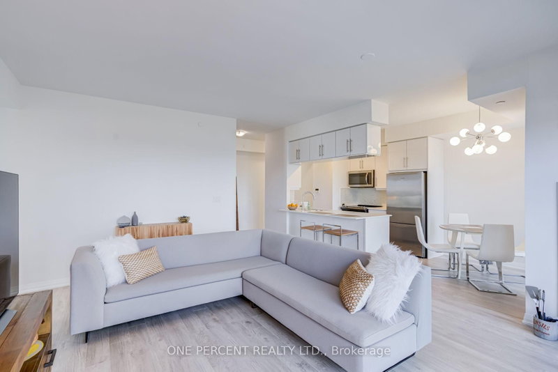 804 - 65 Oneida Crescent