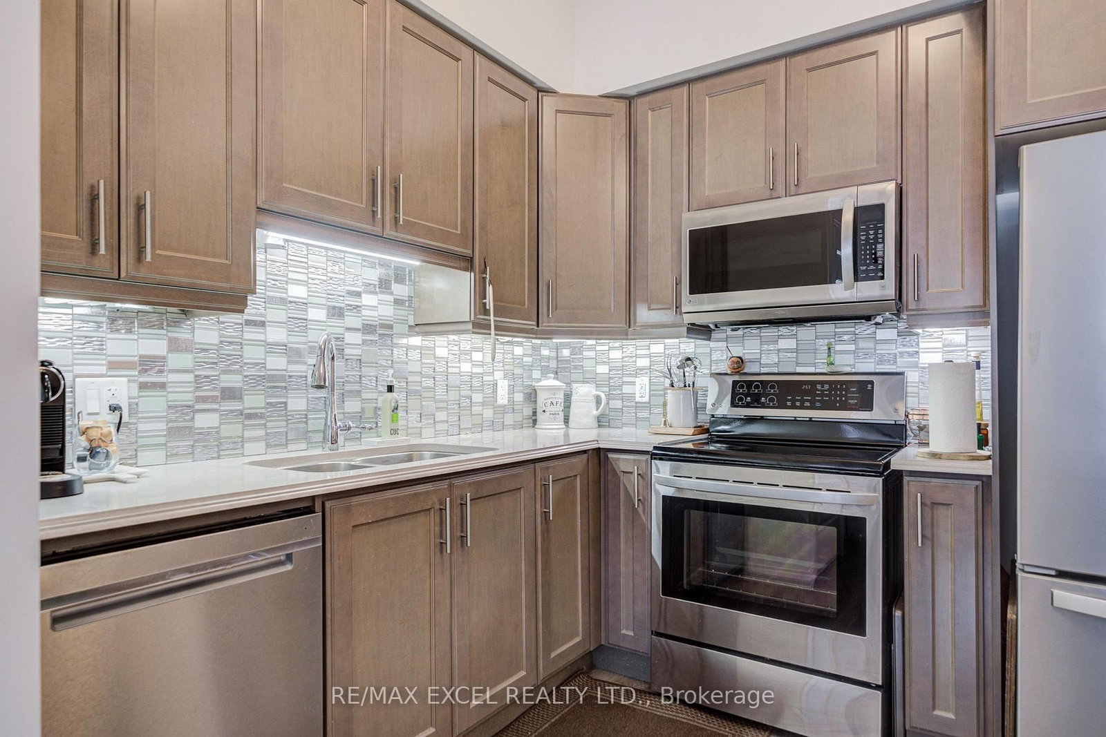 2 Adam Sellers Street • #103 • Markham, ON photo 18