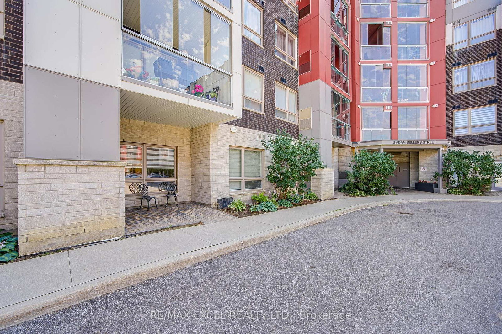 2 Adam Sellers Street • #103 • Markham, ON photo 43