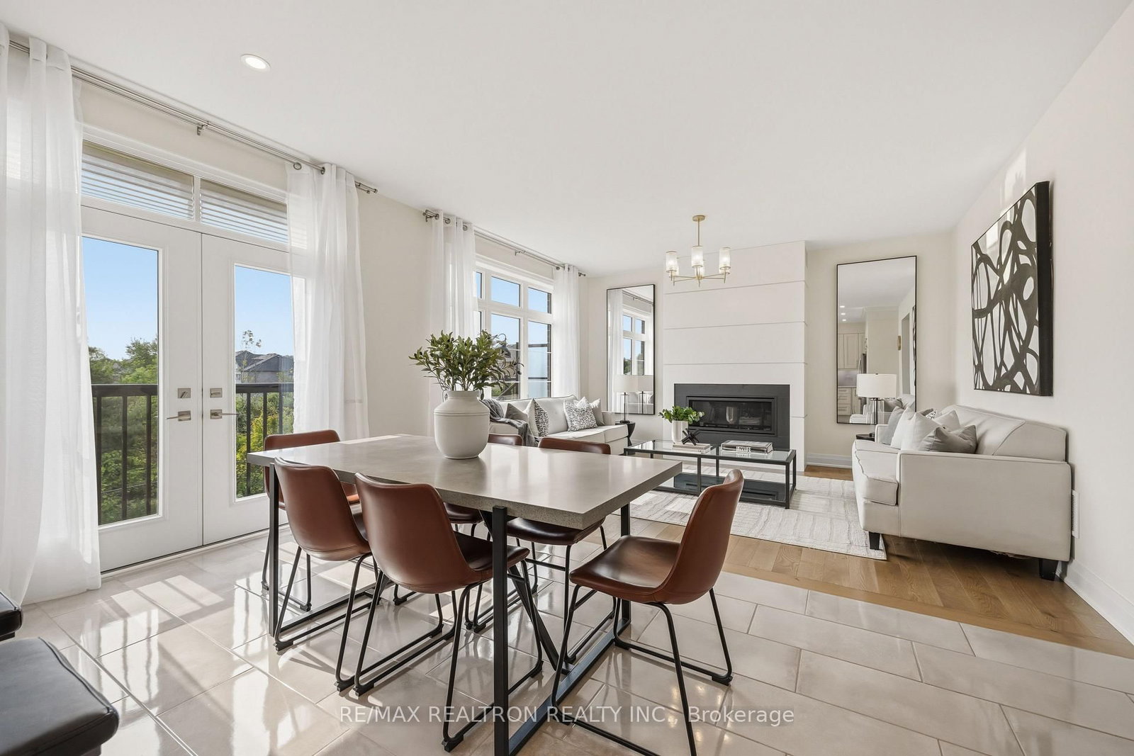 22 Upbound Court • East Gwillimbury, ON photo 10