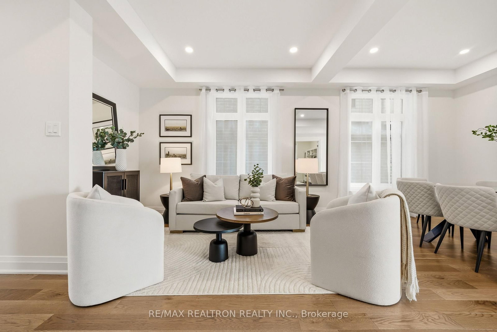22 Upbound Court • East Gwillimbury, ON photo 12