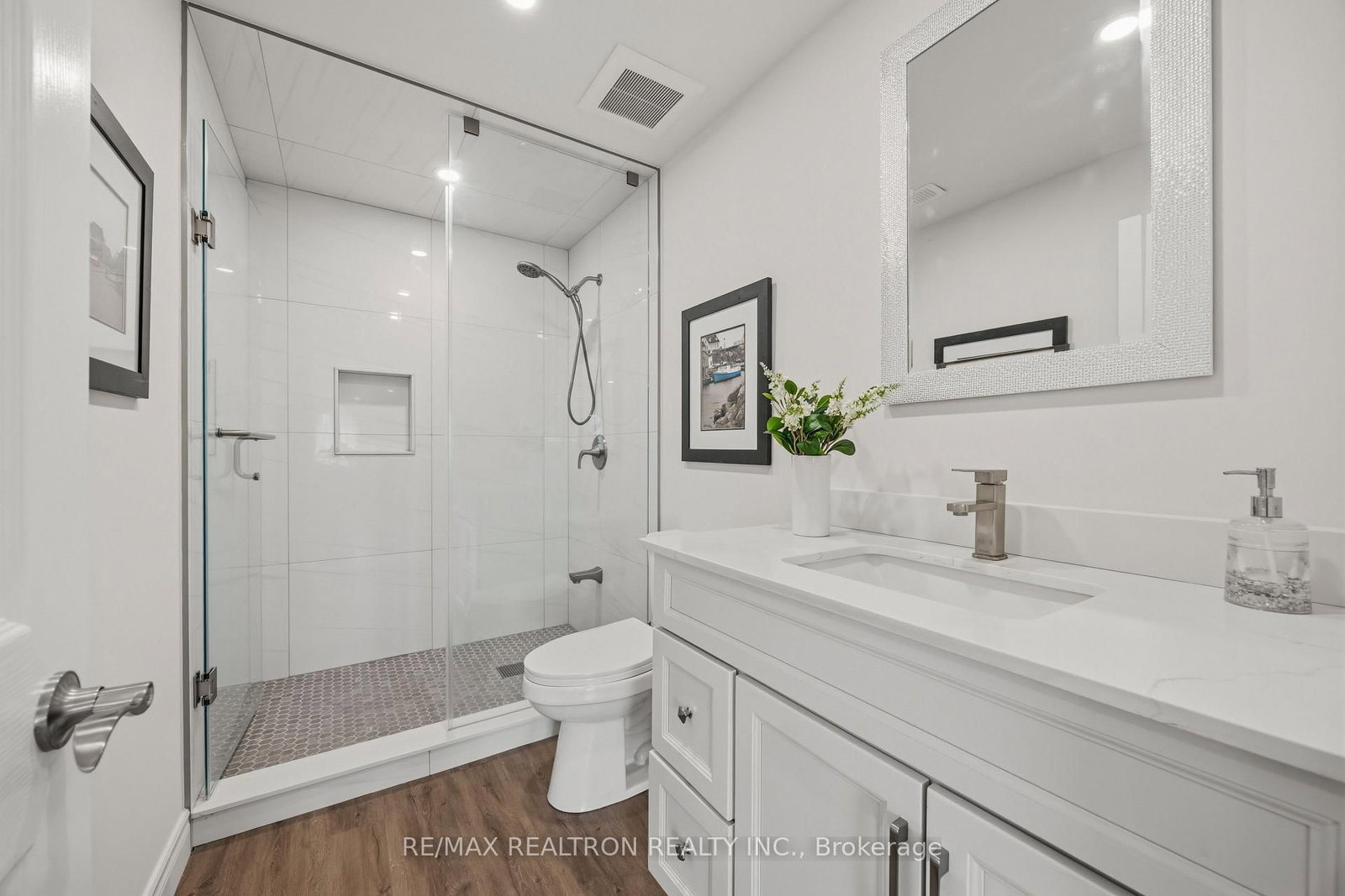 22 Upbound Court • East Gwillimbury, ON photo 29