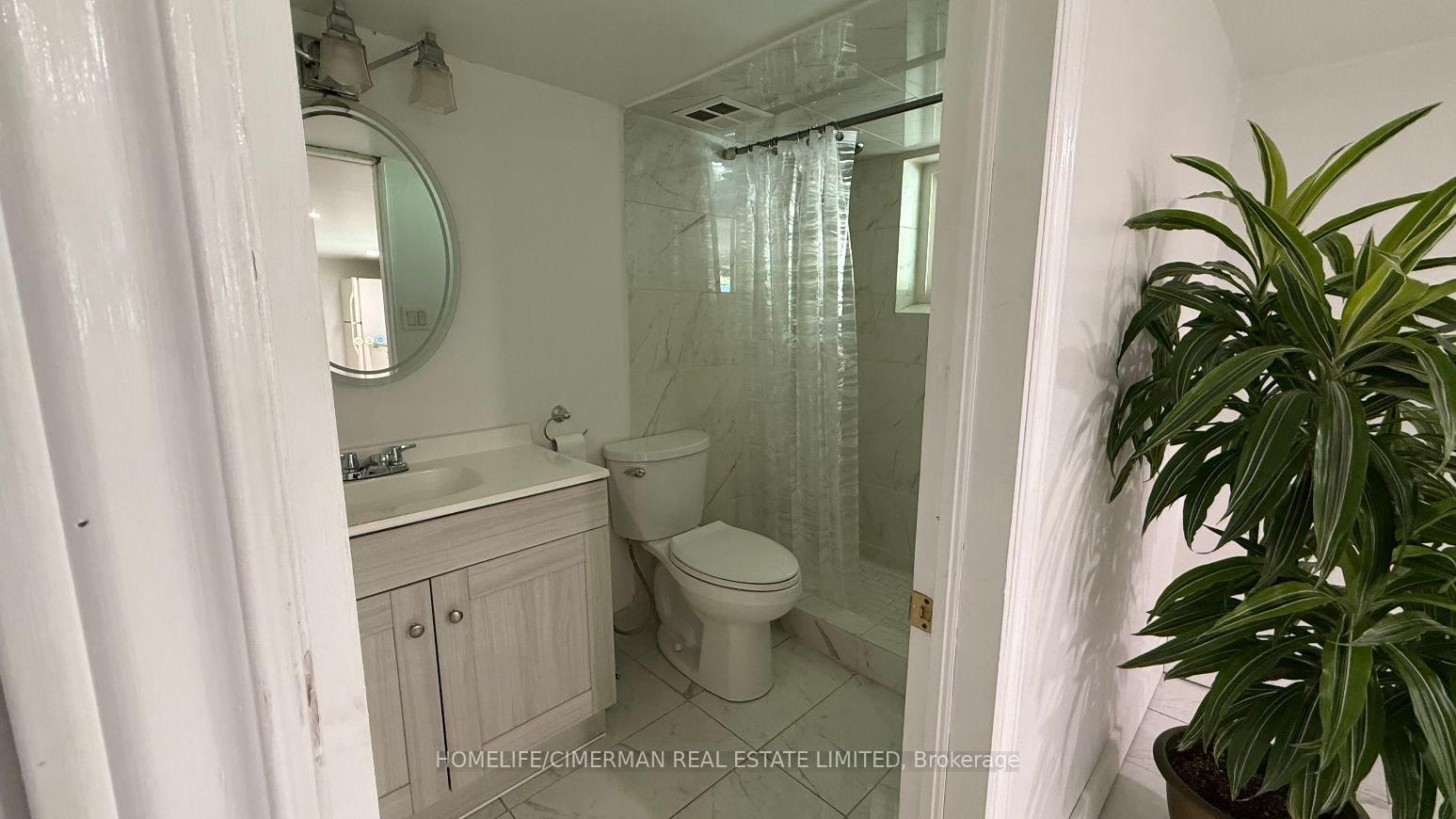 678 Trinity Street • Innisfil, ON photo 18