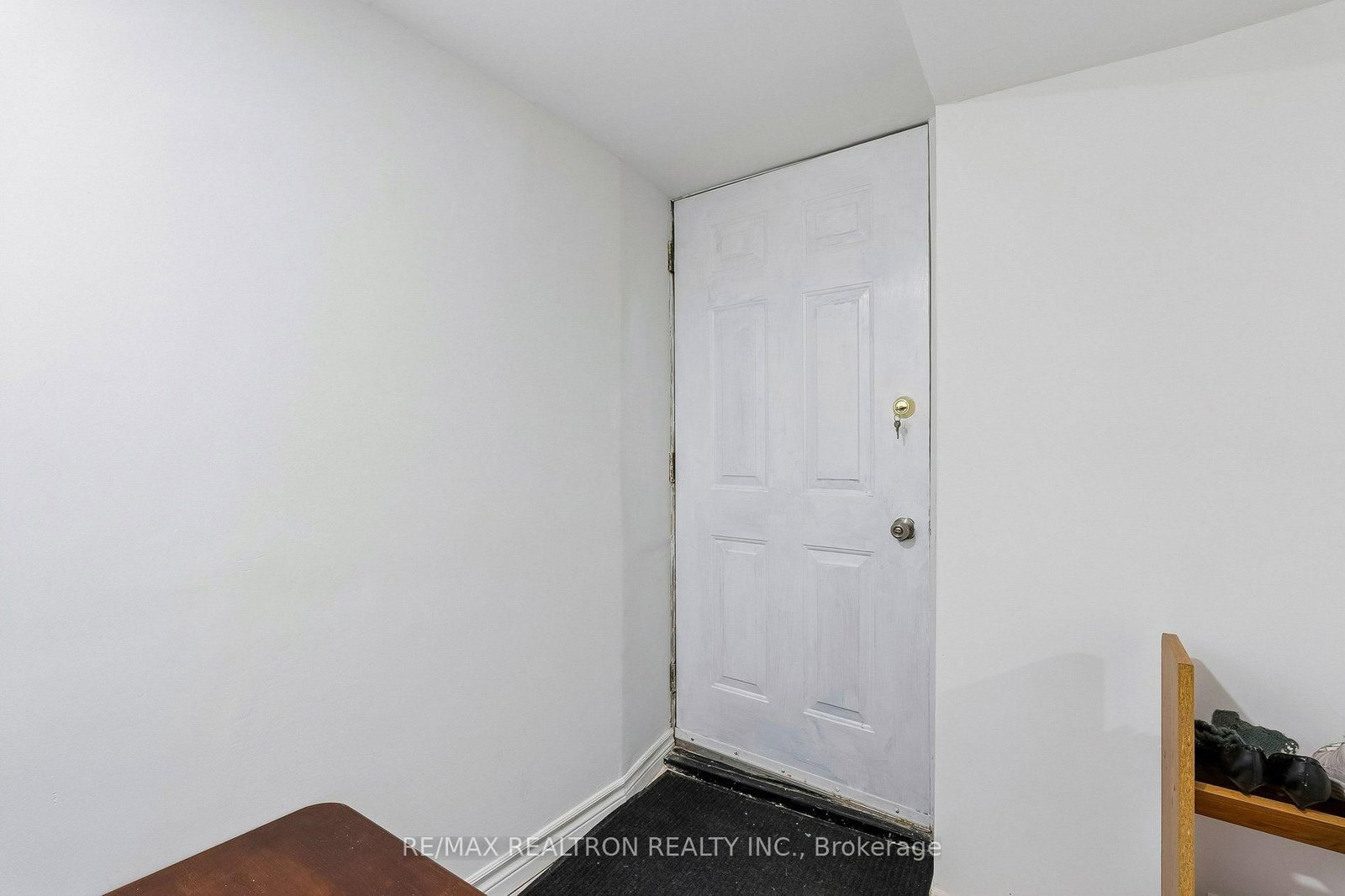 28 Machell Avenue • Aurora, ON photo 31