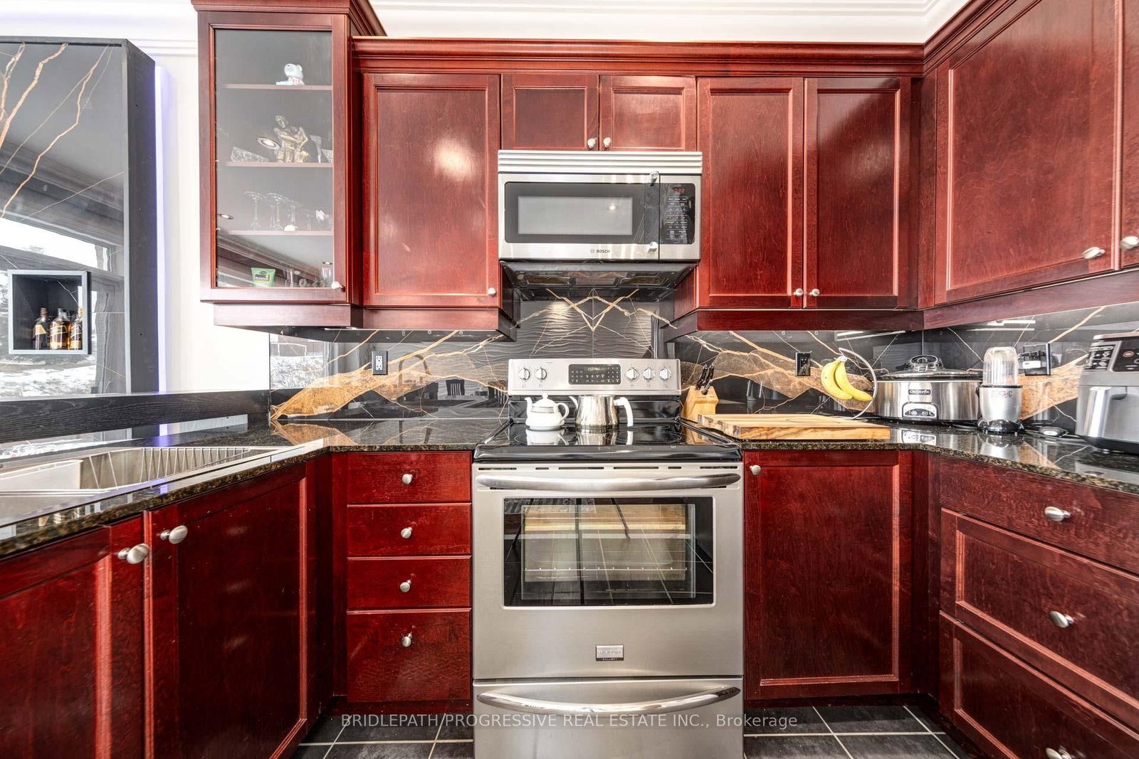 64 Sir Sanford Fleming Way • Vaughan, ON photo 11