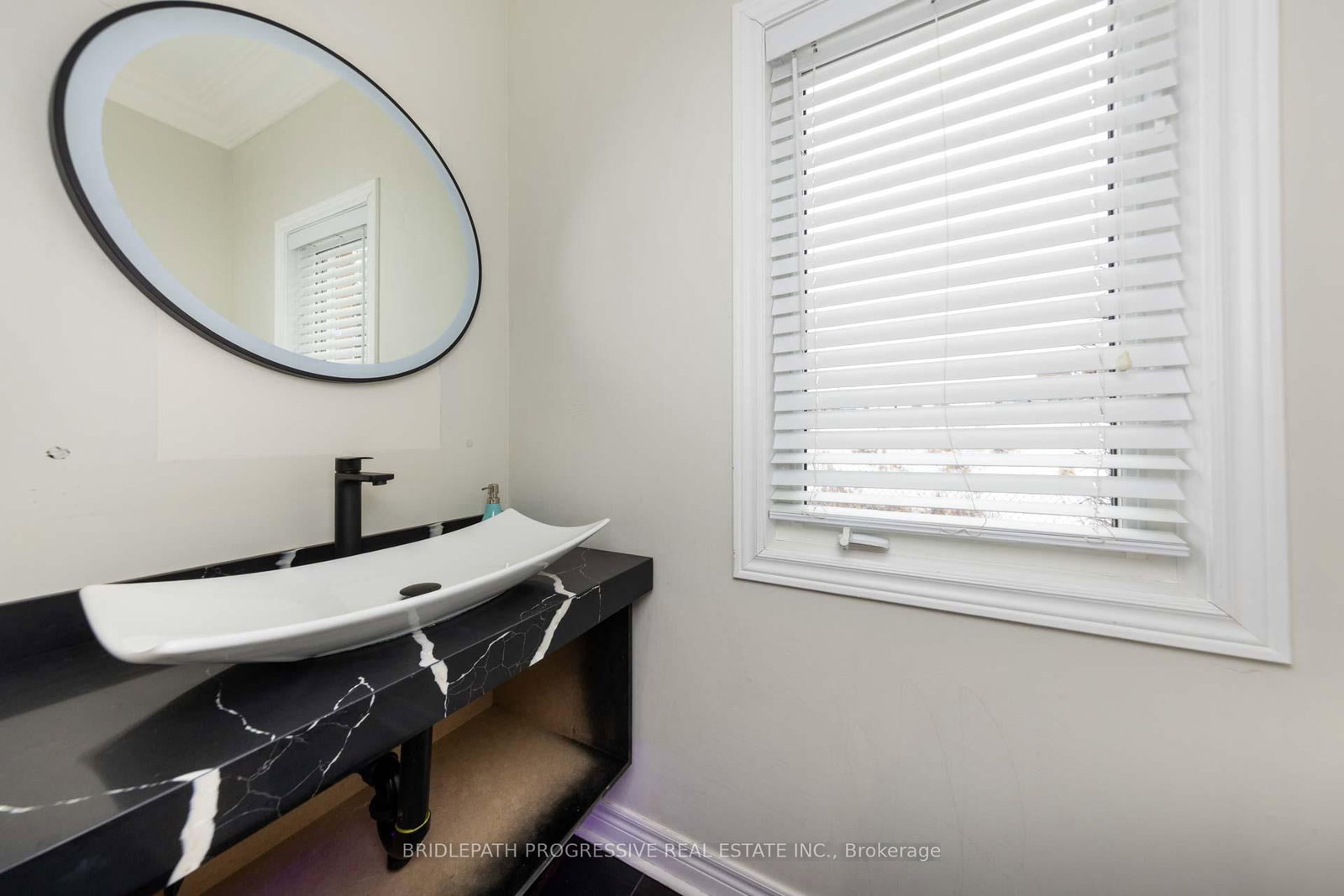 64 Sir Sanford Fleming Way • Vaughan, ON photo 18