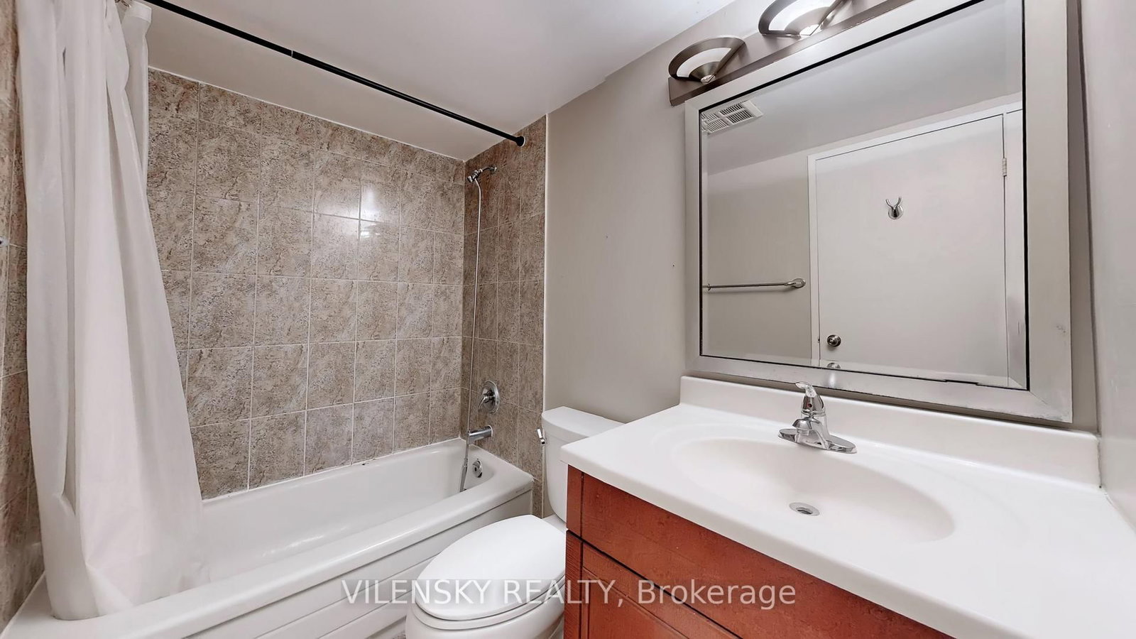 7460 Bathurst Street • #214 • Vaughan, ON photo 18