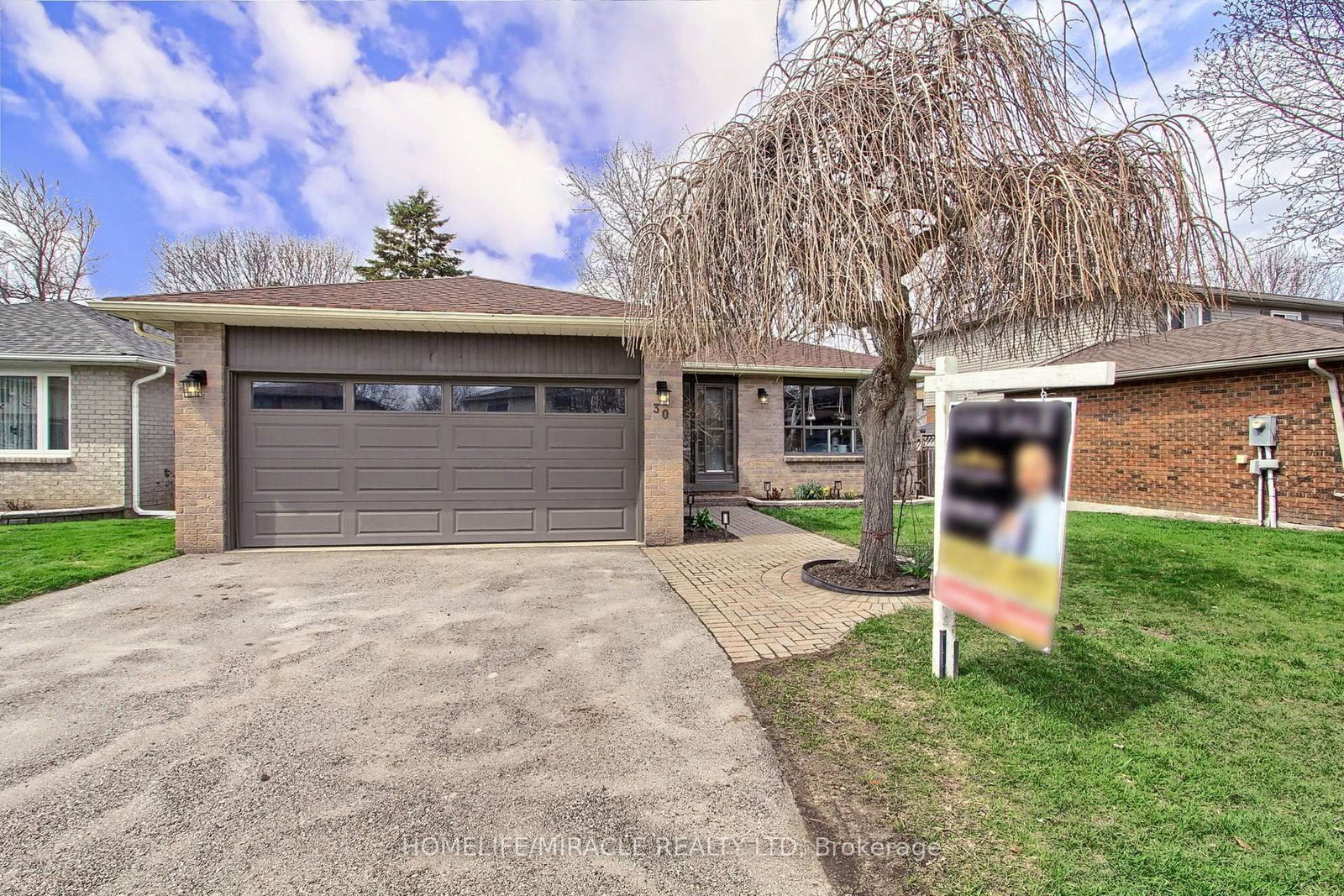 30 Northgate Drive • Bradford West Gwillimbury, ON photo 6
