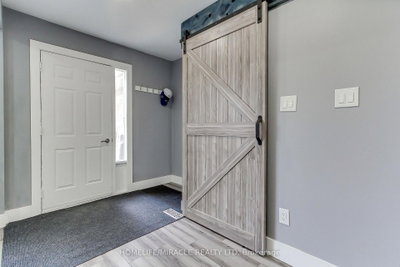 30 Northgate Drive • Bradford West Gwillimbury, ON photo 8