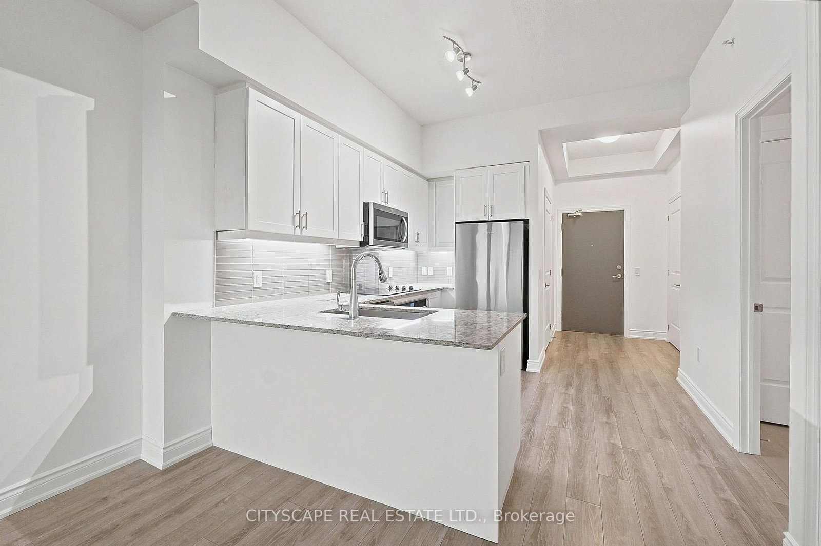 9618 Yonge Street • #1210 • Richmond Hill, ON photo 9