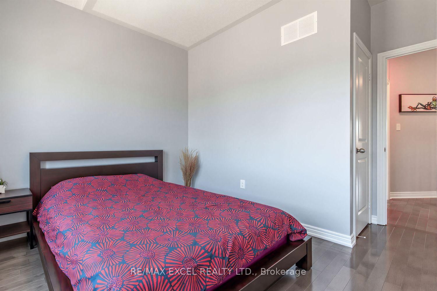 10 KEN BETZ Court • Whitchurch-Stouffville, ON photo 35