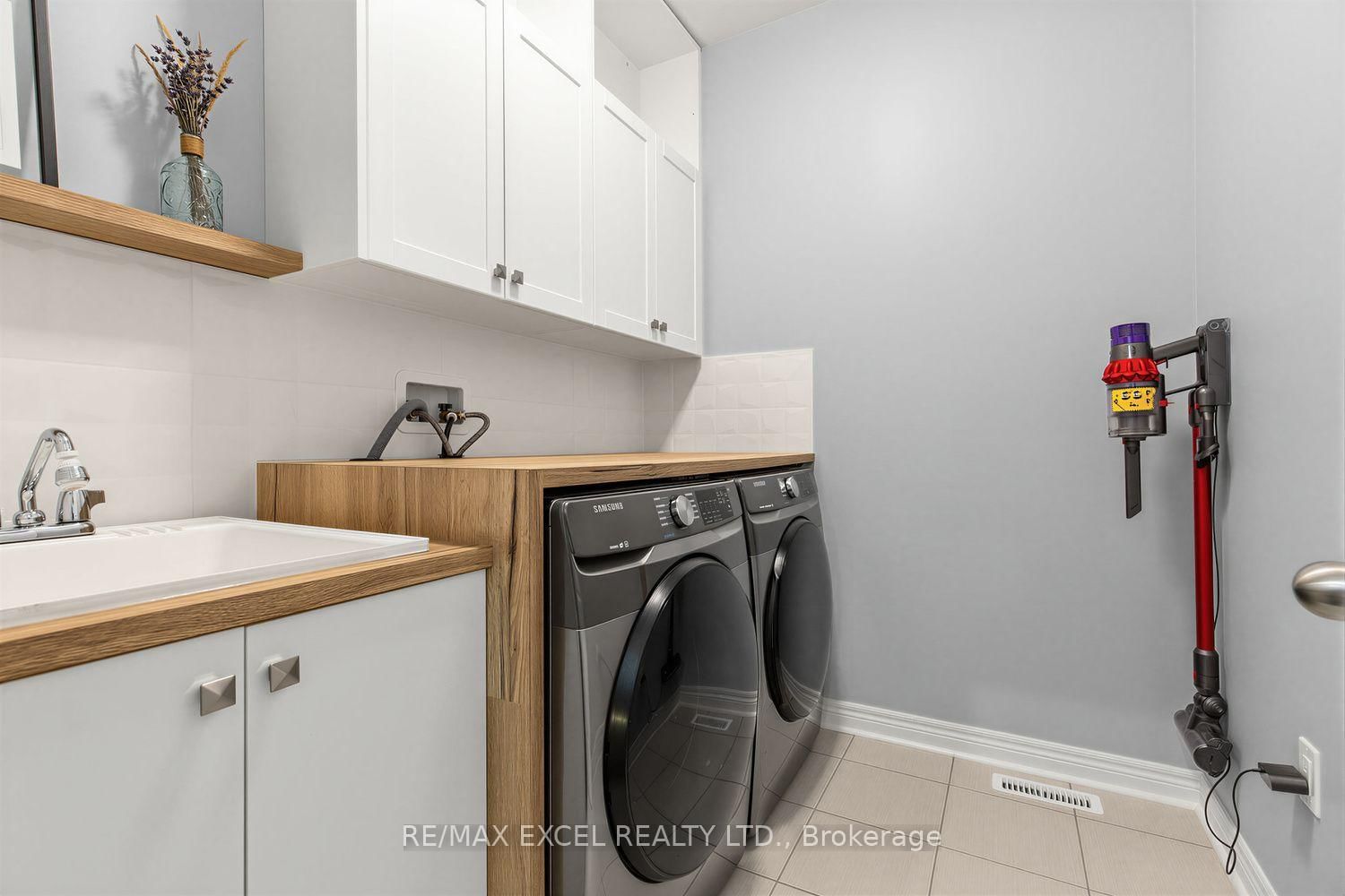 10 KEN BETZ Court • Whitchurch-Stouffville, ON photo 36