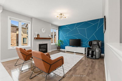 10 KEN BETZ Court • Whitchurch-Stouffville, ON photo 8