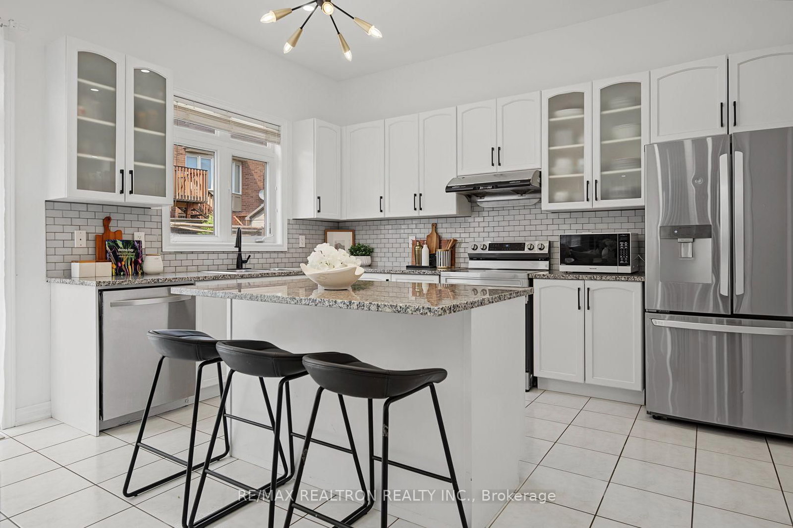 28 Brightside Avenue • Richmond Hill, ON photo 17