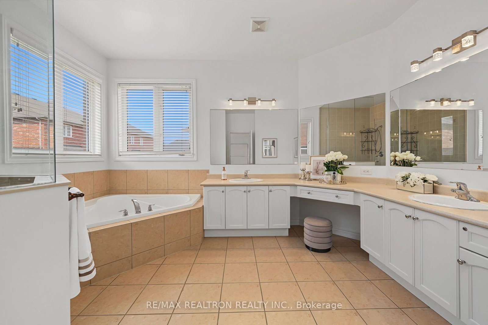 28 Brightside Avenue • Richmond Hill, ON photo 25