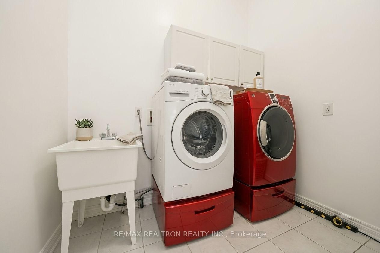 28 Brightside Avenue • Richmond Hill, ON photo 45